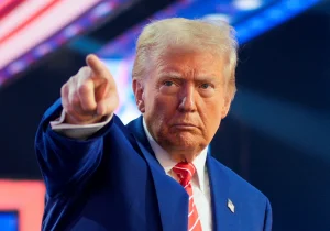 Tổng thống trump chỉ trích đồng minh Anh (Ảnh minh hoạ)