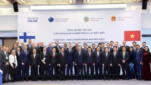 Tổng Bí thư Tô Lâm gặp một số doanh nghiệp tiêu biểu của Phần Lan tại thủ đô Helsinki, ngày 21/10/2025. (Ảnh: THỐNG NHẤT/TTXVN)