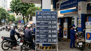 Giá xăng hôm nay 27.03.2026 đảo chiều giảm mạnh hơn 5000đ/ lít (Ảnh minh hoạ AI)