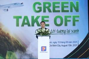 Ủy viên BCH Đảng bộ Chính phủ, Bí thư Đảng ủy, Chủ tịch HĐQT Petrolimex Phạm Văn Thanh phát biểu tại sự kiện