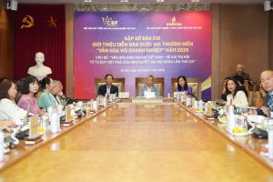 Chương trình có sự tham dự của đông đảo các cơ quan, hiệp hội và phóng viên các cơ quan báo chí.