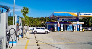 Nâng cao trạm xăng thông minh cùng Petrolimex: Công nghệ cho tương lai xanh. Nguồn baomoihanoi