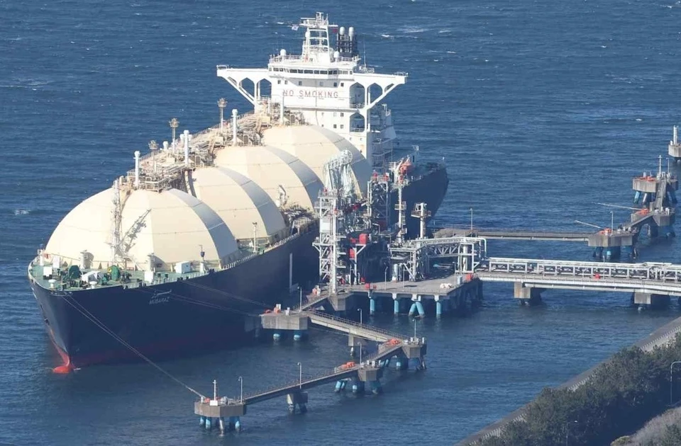 Giá LNG châu Á giằng co trước dự báo thời tiết khắc nghiệt