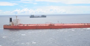 Bối cảnh – Khi dòng dầu Iran nằm trong “tầm ngắm” (ảnh cắt từ video của Bộ Chiến tranh Mỹ)