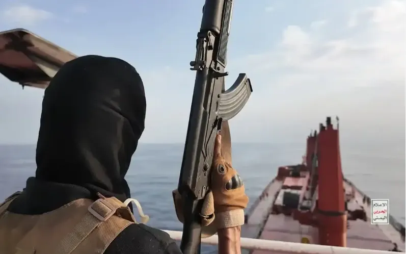 Lực lượng Houthi đe dọa phong tỏa Biển Đỏ: Cú sốc đứt gãy điểm nghẽn năng lượng toàn cầu