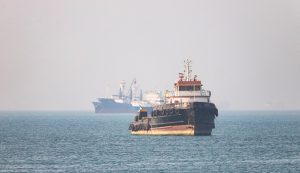 Iran triển khai cơ chế mới để quản lý tàu thuyền qua eo biển Hormuz. Ảnh: Reuters