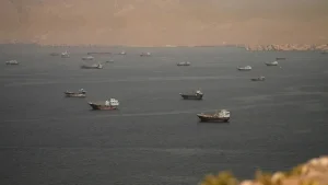 Các tàu thuyền tại eo biển Hormuz ngày 18.6.2026