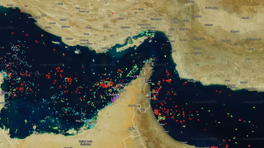 Eo biển Hormuz thực sự mở hay đóng? Bí ẩn đằng sau những thông điệp ‘trống đánh xuôi, kèn thổi ngược’ của Nhà Trắng