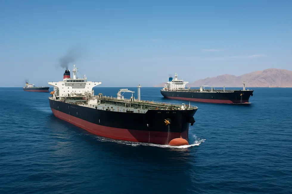 Eo biển Hormuz là cửa ngõ quan trọng cho vận chuyển dầu mỏ.