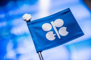 OPEC+ tăng sản lượng thêm 188.000 thùng/ngày từ tháng 8, giá dầu thế giới về lại mốc trước xung đột