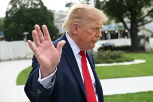 Tổng thống Mỹ Donald Trump cho biết ông muốn đạt được thỏa thuận với Iran nhưng đề xuất mới nhất của Tehran là không thể chấp nhận được [AFP]