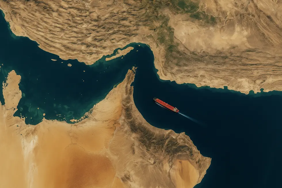 Máy bay không người lái của Mỹ bị Iran thu giữ gần eo biển Hormuz.