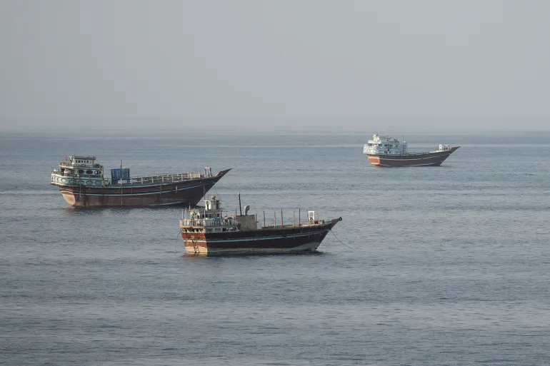 Iran nhắm mục tiêu vào đội tàu ‘Mỹ-UAE’ rời eo biển Hormuz: Bóc tách đòn đánh vào hệ thống tàu con thoi và khủng hoảng vận tải toàn cầu